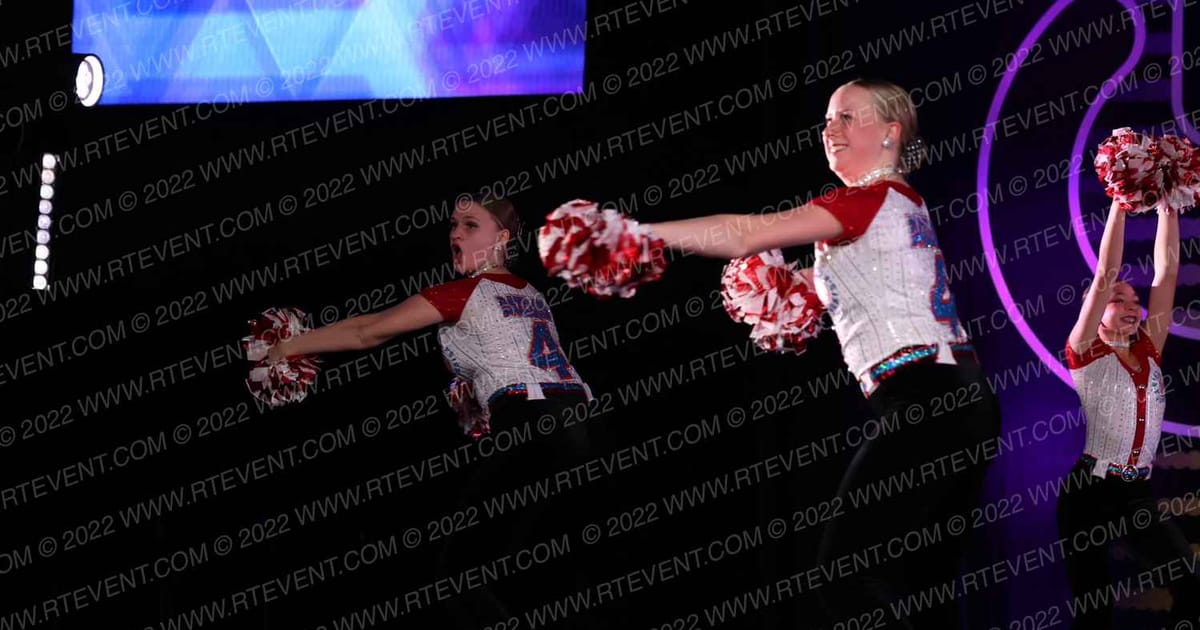 Foursis Dance Academy Foursis Dazzler Dance Team · THE GOOVE WSF