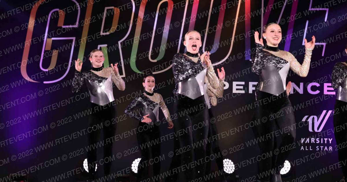 Foursis Dance Academy Foursis Dazzler Dance Team · THE GOOVE WSF