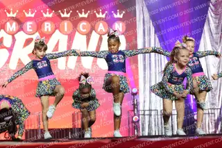 CheerCats LV Rainbow Cubs