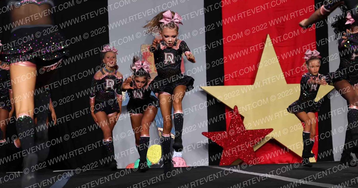The Stingray All Stars UV · Battle under the Big Top
