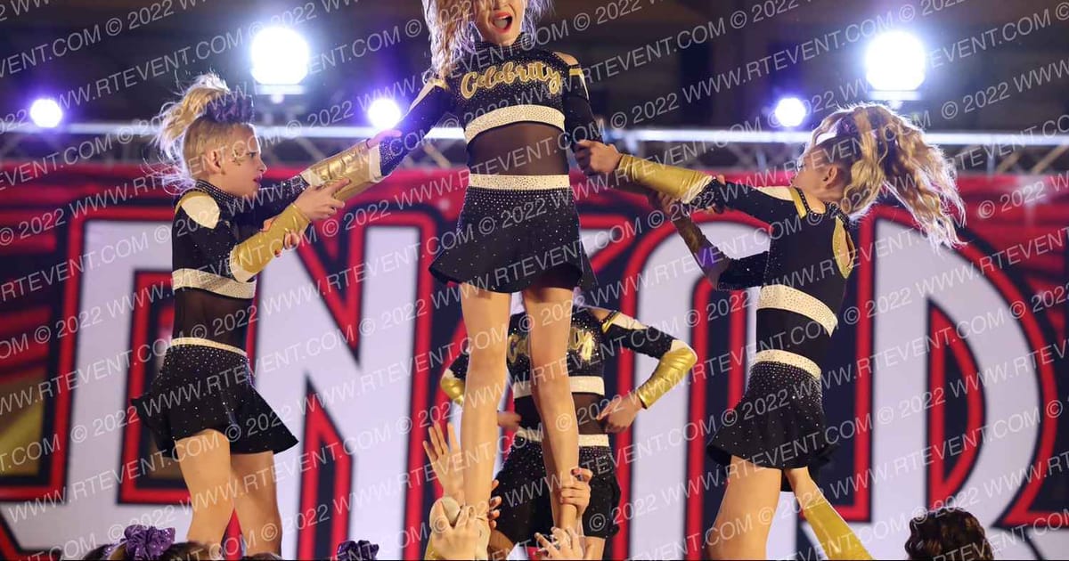 Celebrity Cheer VOGUE · Encore Baltimore Showdown DIDII