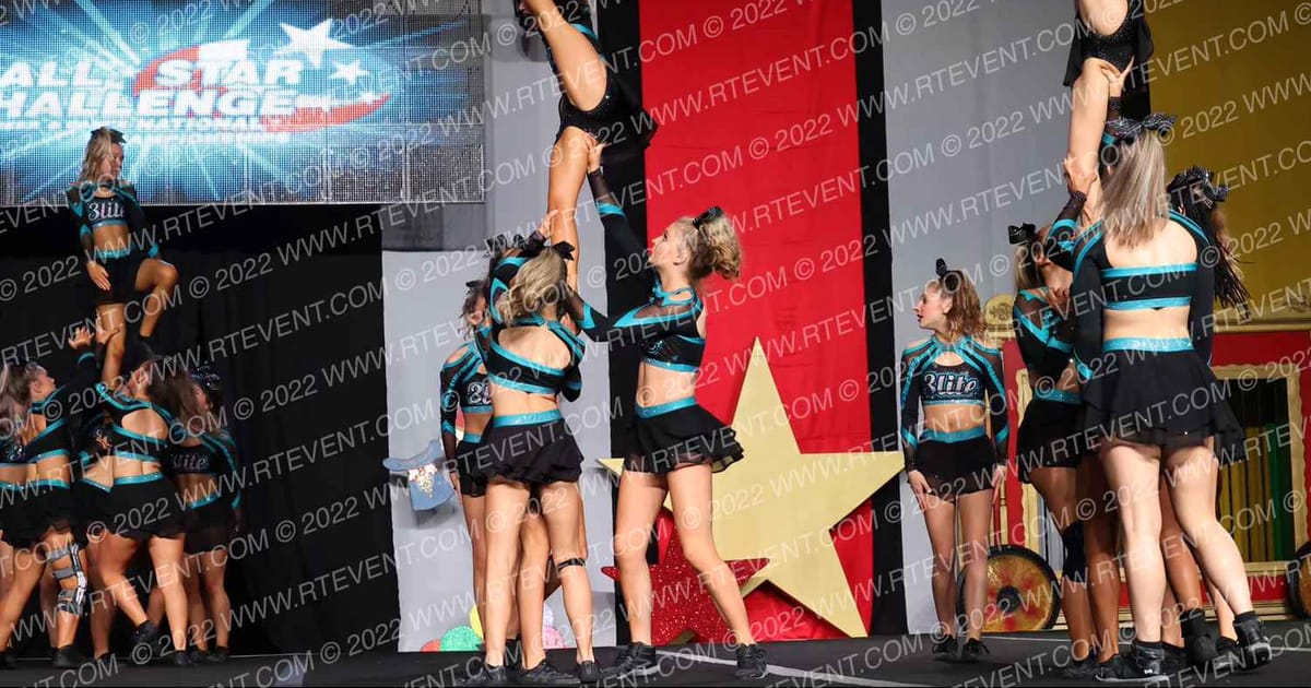 Cheer Extreme - Raleigh Senior 3lite · Battle under the Big Top