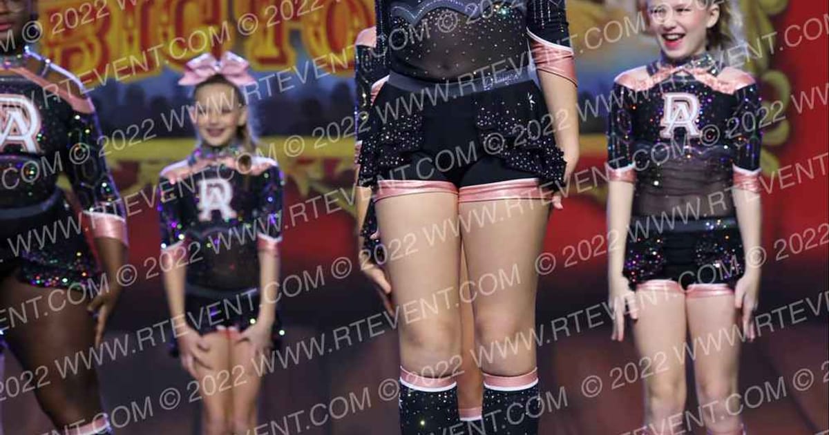 Designer Athletics PRADA PRINCESSES · Battle under the Big Top