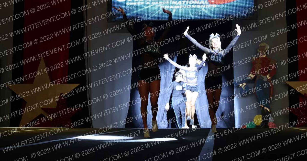Cheer Extreme - Raleigh SJX · Battle under the Big Top