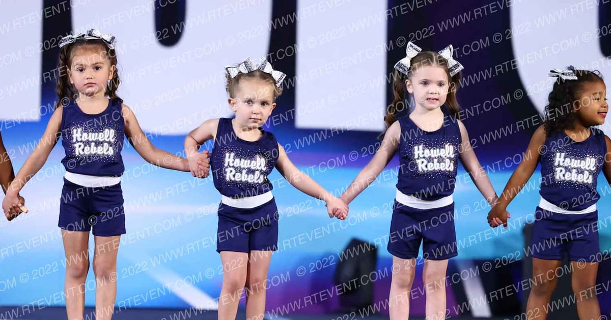 Howell Rebels Mini Hype · Cheersport Oaks Classic