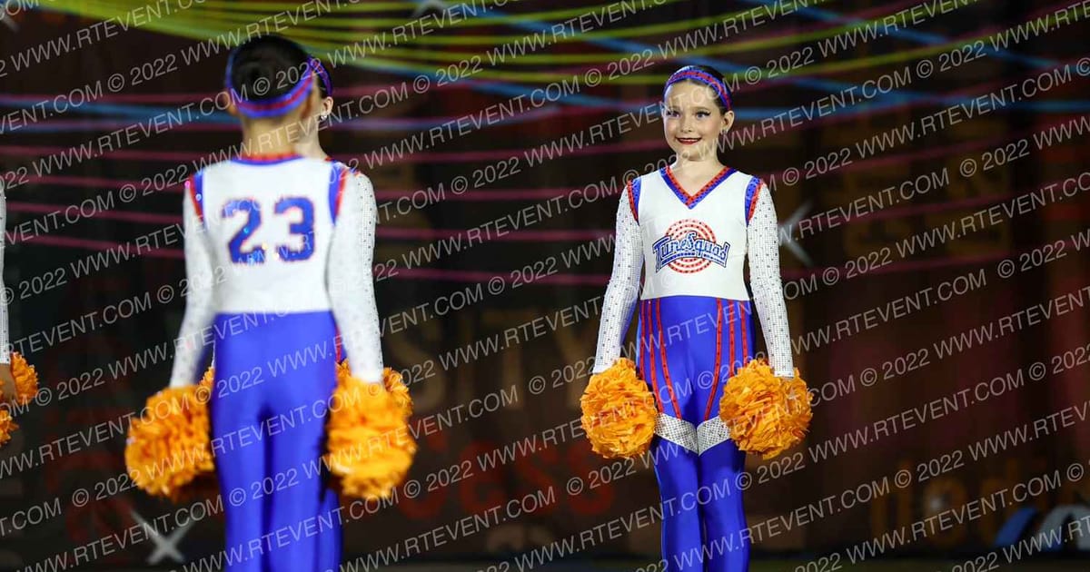 Dance Mania Youth Pom · Spirit Cheer Orlando