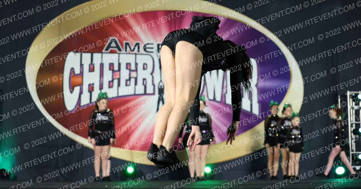 South Central Xtreme Emeralds · Cheer Power Holiday Showdown Columbus