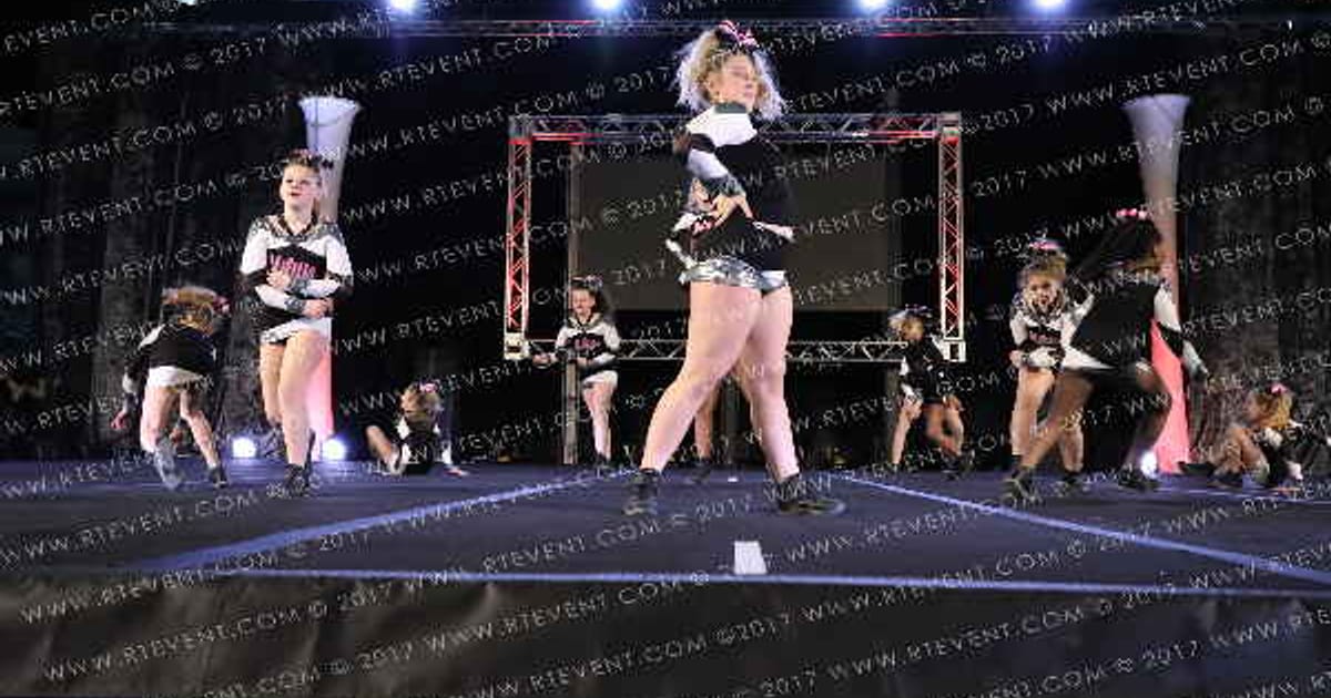 Cheer Militia All Stars cadets · Trenton Grand