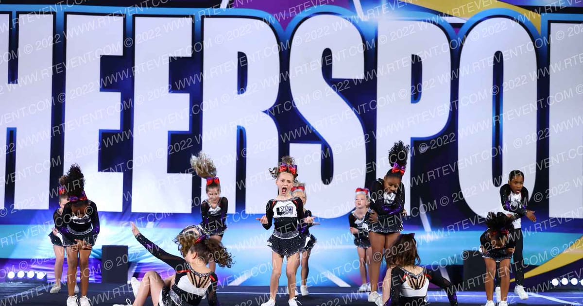 Lunar Viper Allstars Mini Bling · Cheersport Oaks Classic