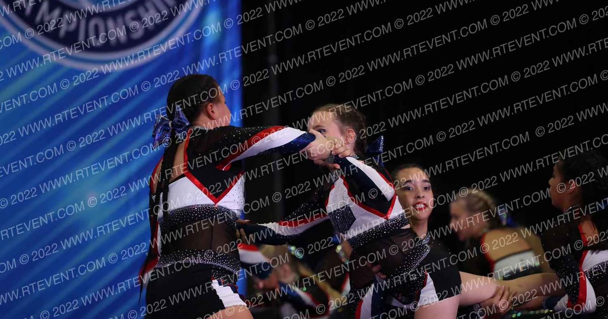 American Cheer SR BLACK · Cali Crown