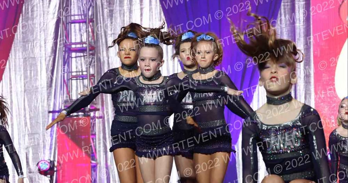 Macs Allstar Cheer MACS MOONLIGHT · The American Grand Nationals Las Vegas