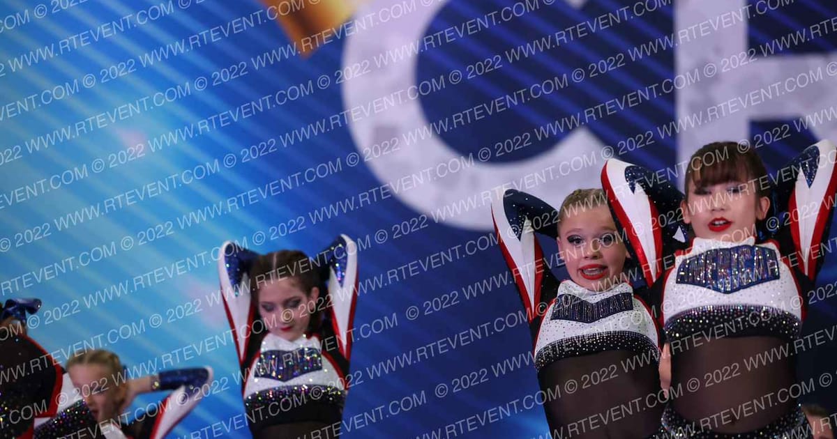 American Cheer JR WHITE · Cali Crown