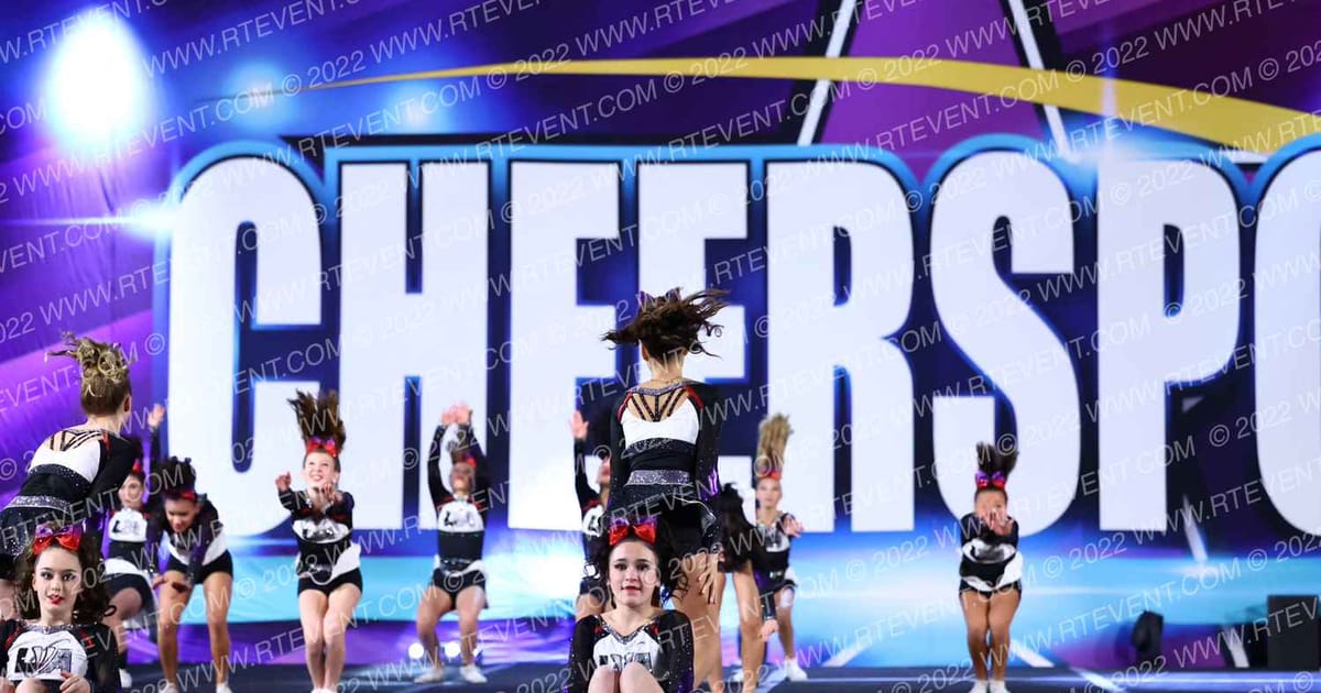 Lunar Viper Allstars Blaz3 · Cheersport Oaks Classic