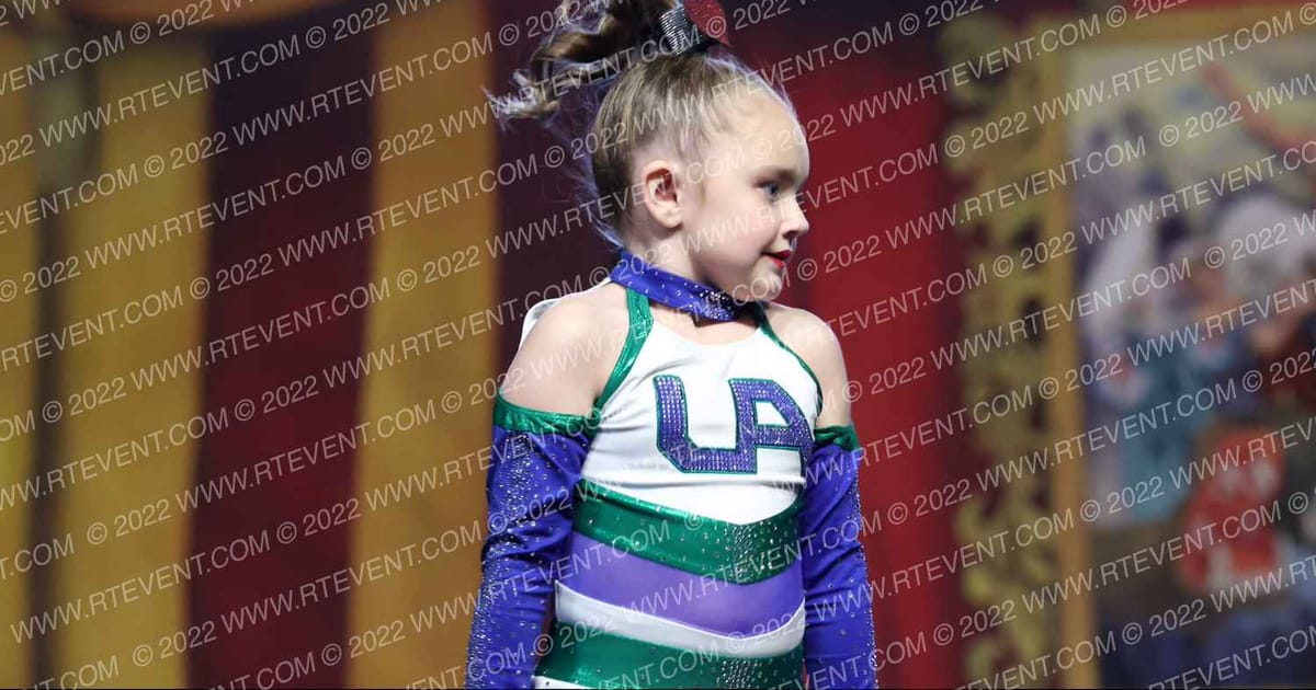 Universal Athletics Queen of Hearts · Battle under the Big Top