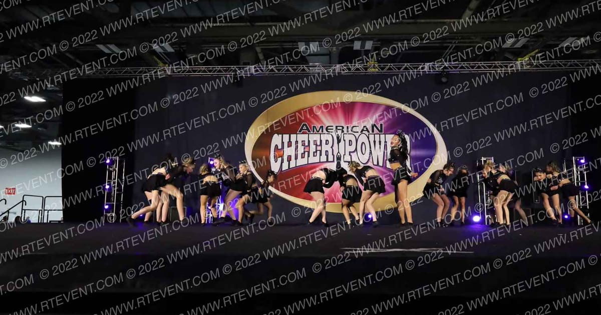South Central Xtreme Diamonds · Cheer Power Holiday Showdown Columbus