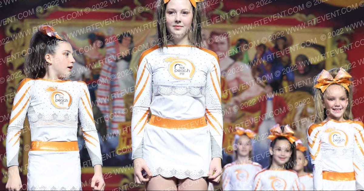 The Peach Pit GLAM · Battle under the Big Top