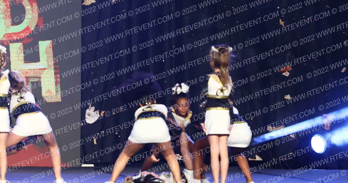 Sizzlers Champion Cheer · Gold Rush Ft Worth