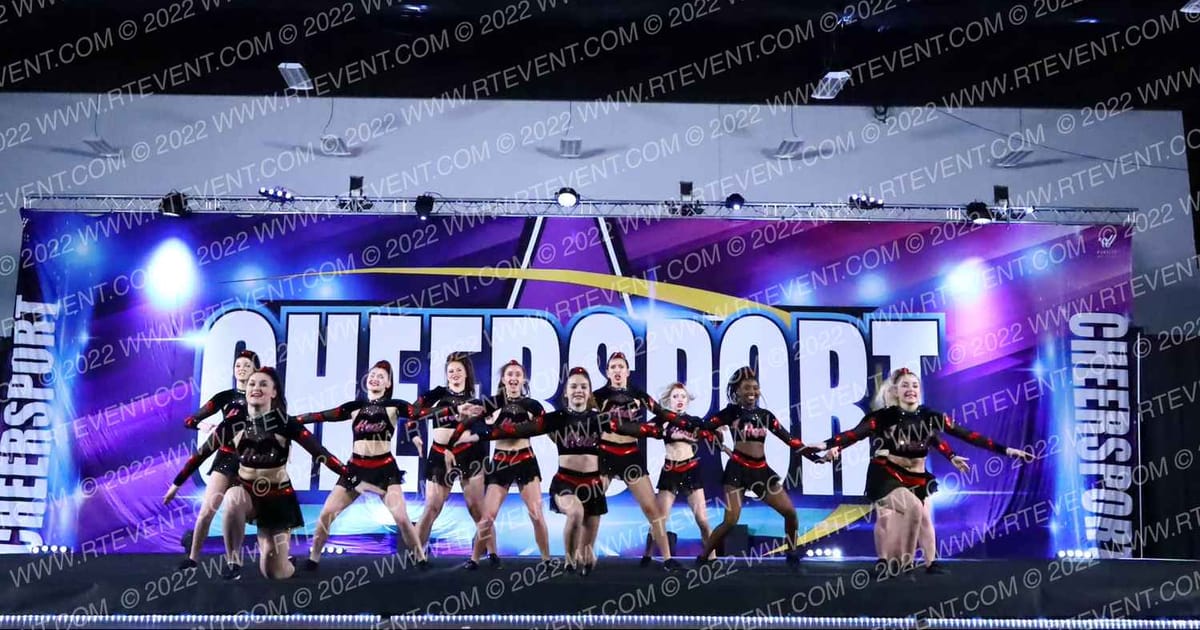 PA Heat All Stars Smoke · Cheersport Oaks Classic