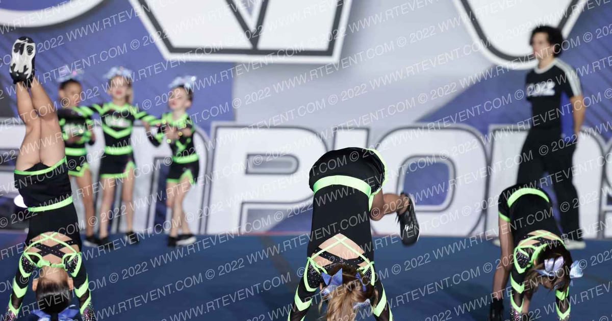 VORTEX CHEER WEATHER GIRLS · Showdown At The Bay