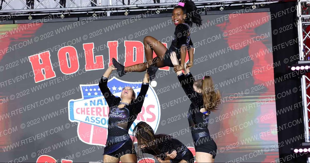 Cheer Athletics - Dallas LuxeCats · NCA Holiday Classic