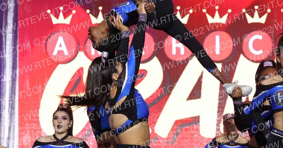 The California All Stars - Mesa Vogue · The American Grand Nationals Las Vegas