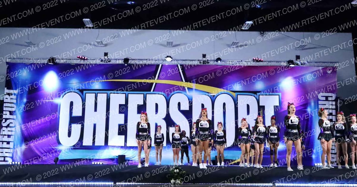 Lunar Viper Allstars Moonlight · Cheersport Oaks Classic