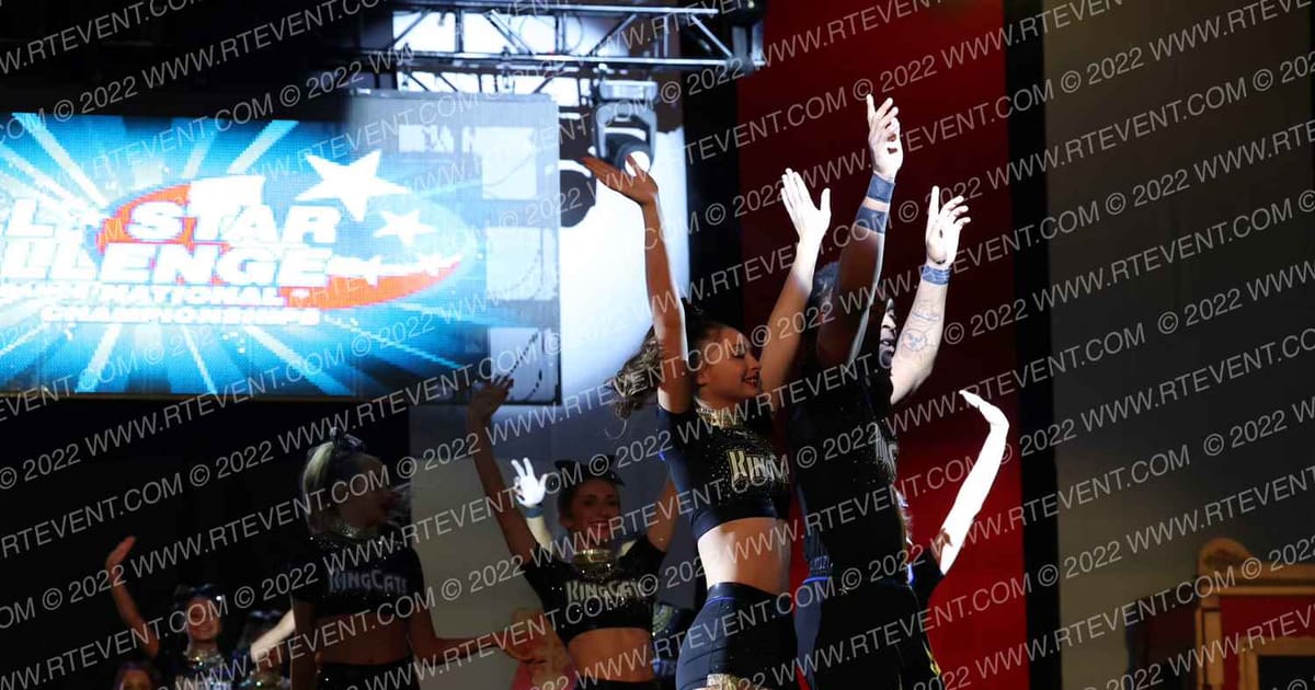 Cheer Athletics - Charlotte KingCats · Battle under the Big Top
