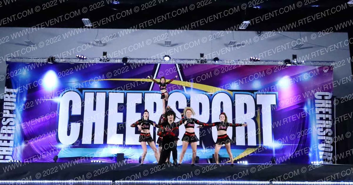 PA Heat All Stars Intensity · Cheersport Oaks Classic