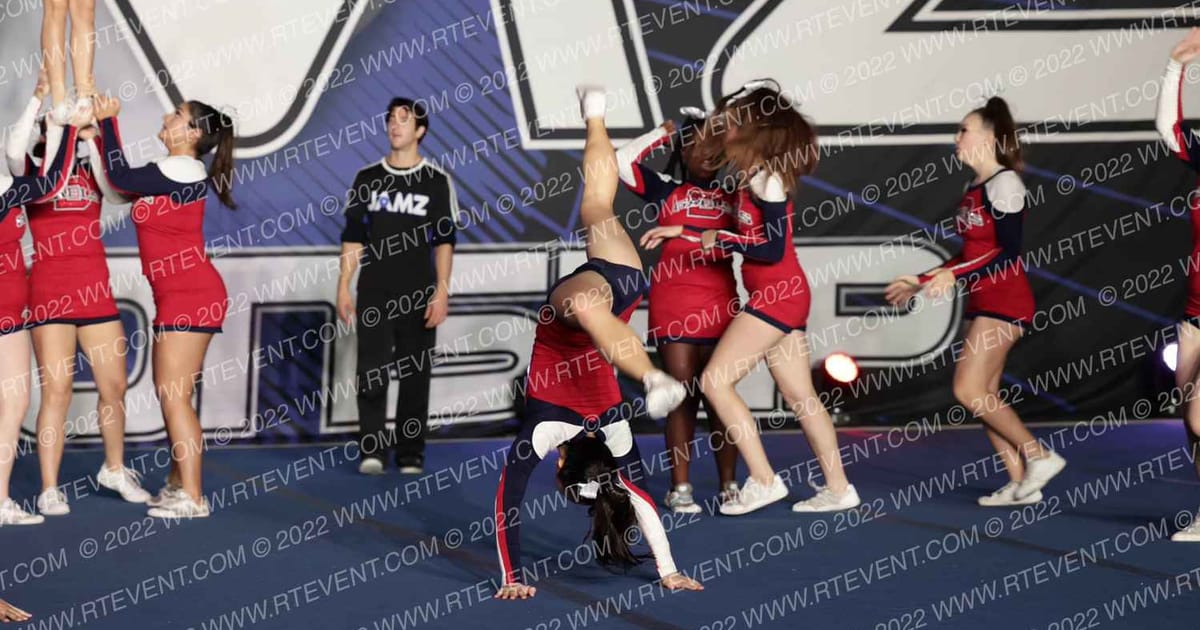 DUBLIN CHEER · Showdown At The Bay