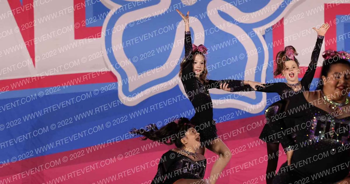 Carolina Flipz GLAM SQUAD · Gatlinburg Showdown