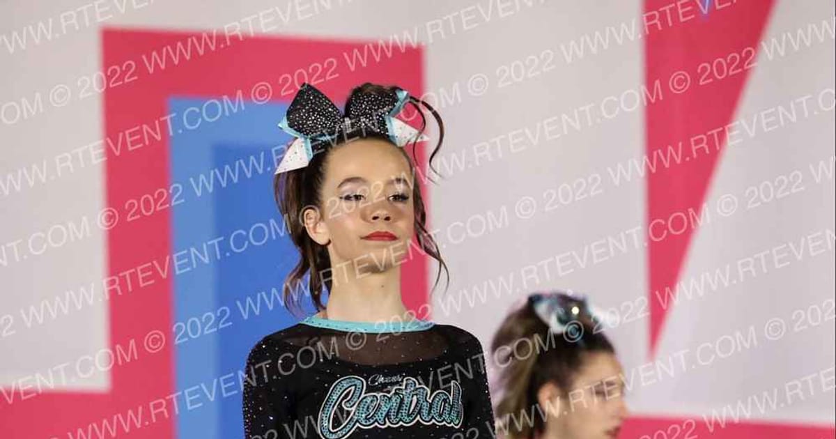 Cheer Central Athletics Lady Diamonds · Gatlinburg Showdown