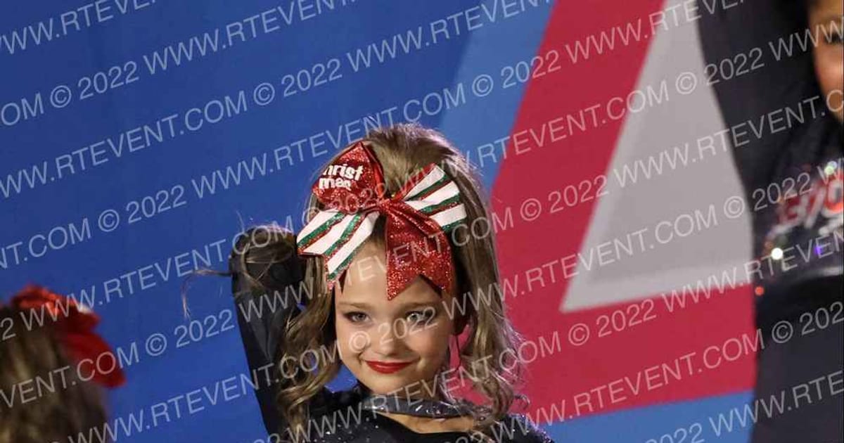 Cheer Revolution BANG · Gatlinburg Showdown