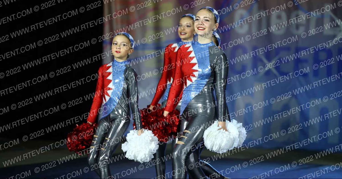 Dance Mania Junior Pom · Spirit Cheer Orlando