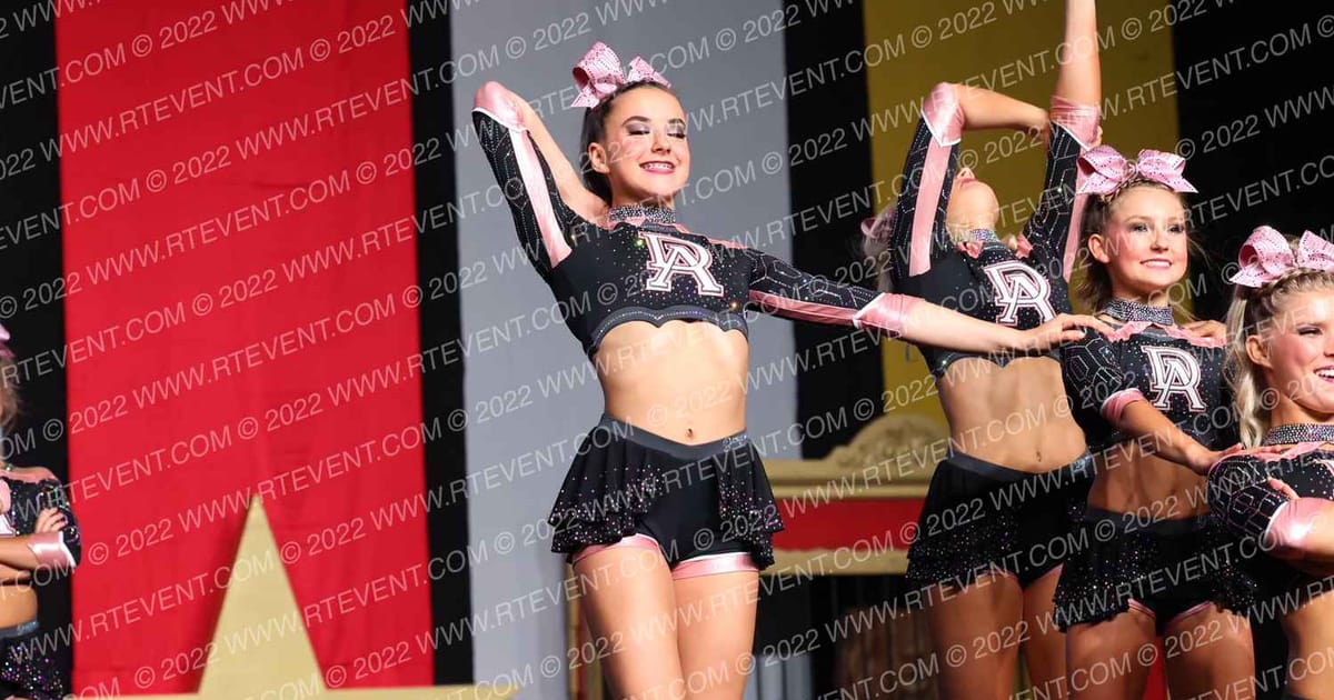 Designer Athletics GUCCI GIRLS · Battle under the Big Top