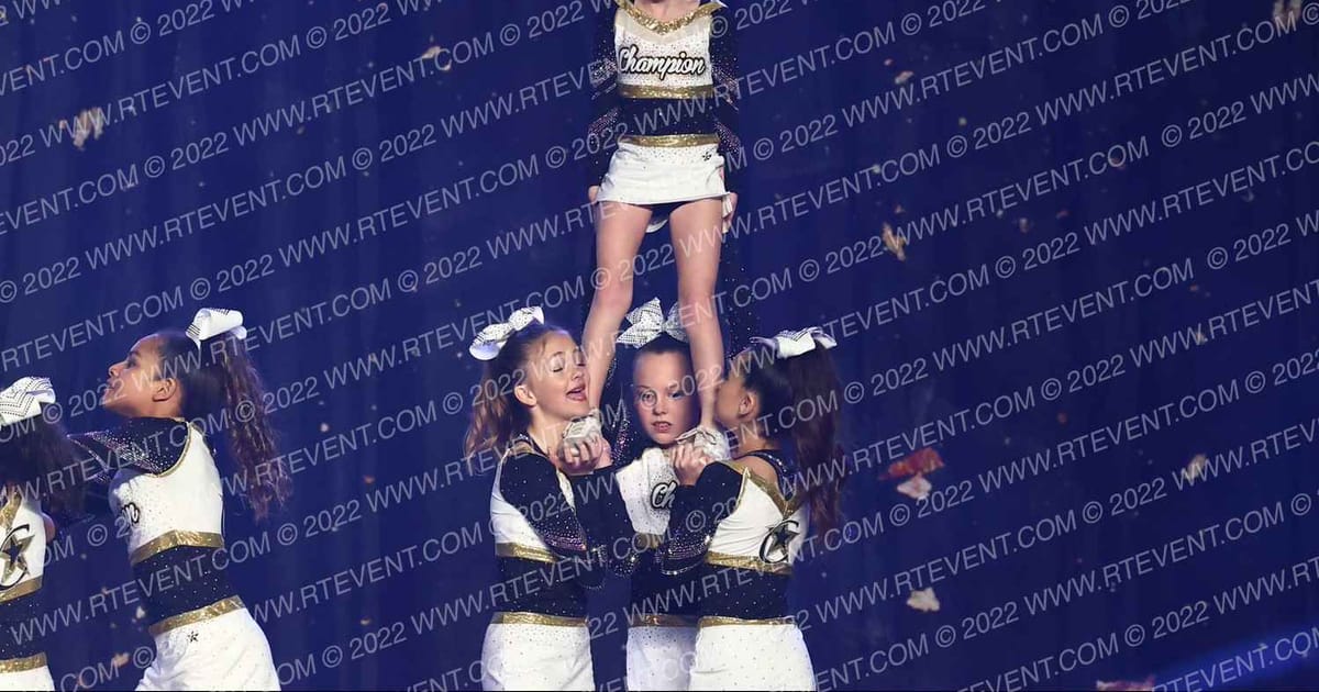 Sizzlers Champion Cheer · Gold Rush Ft Worth