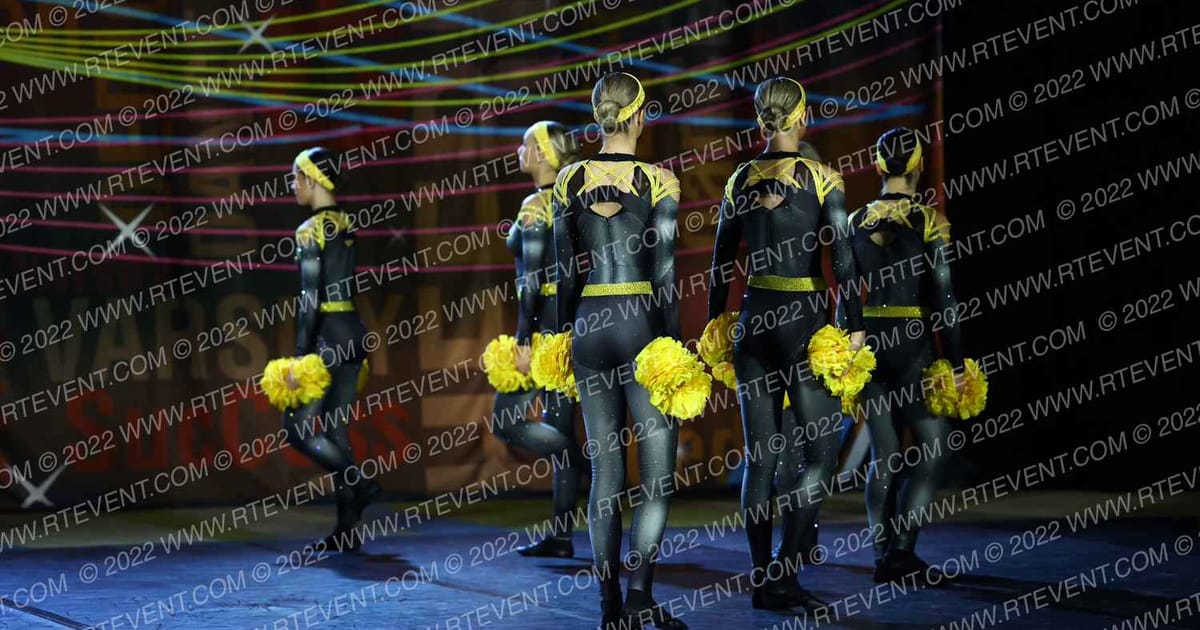 Dance Mania Senior Pom Small · Spirit Cheer Orlando