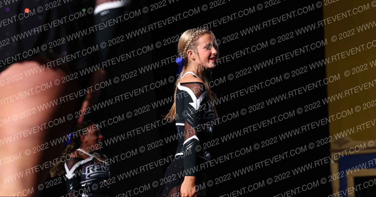 The Stingray All Stars Sapphire · Battle under the Big Top