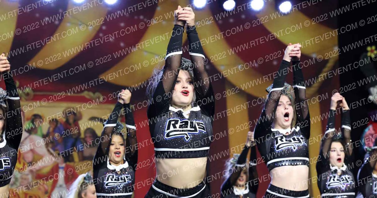 The Stingray All Stars Obsidian · Battle under the Big Top