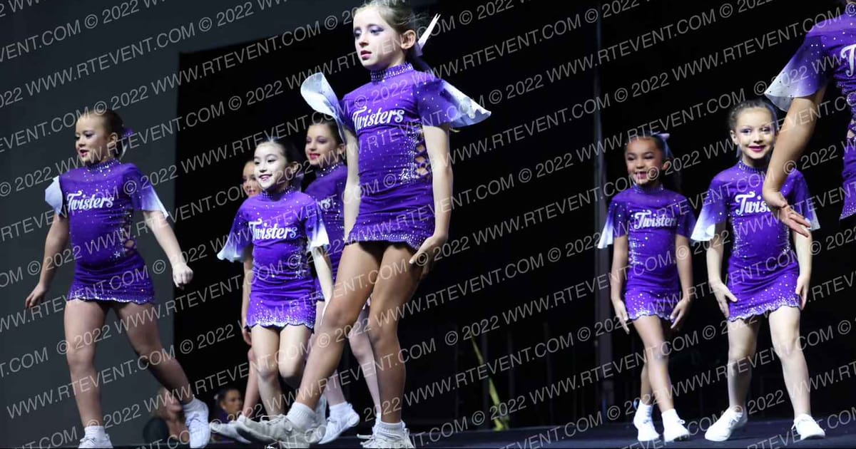 Knoxville Twisters Frost · Battle under the Big Top