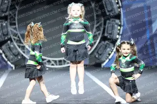 Invasion Cheer TINY RECRU1TS