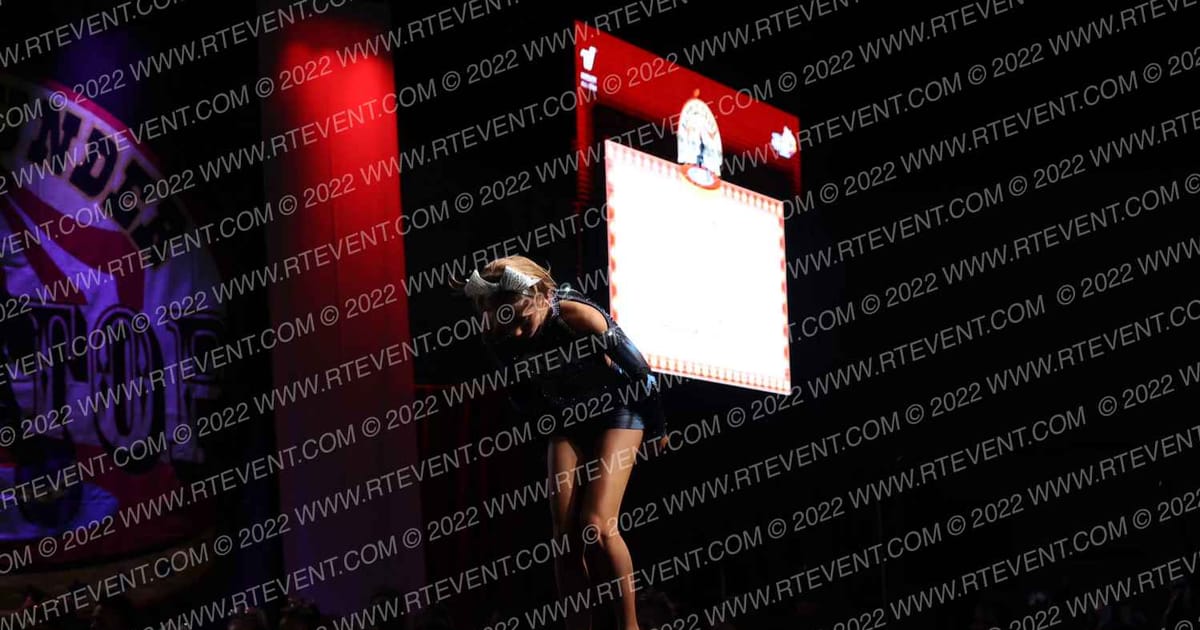 ATA Blue Crush · Battle under the Big Top