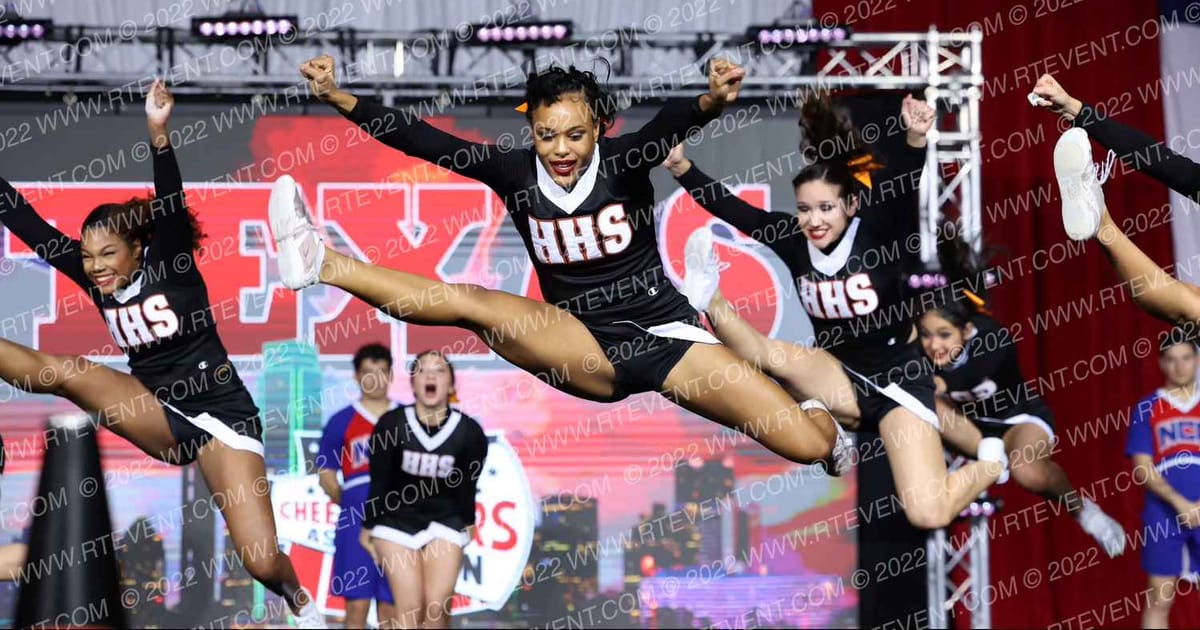 Hutto High School Intermediate Varsity Crowd Performance · NCA State of Texas Championship
