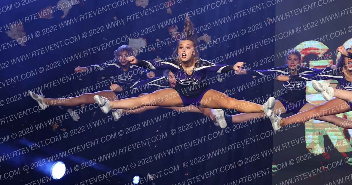 Exclusive Express Cheer · Gold Rush Ft Worth