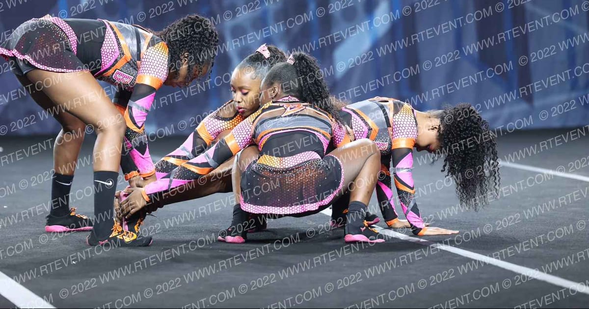 B-Elite Allstars Glamour Bees · The Cheer Tour Tampa