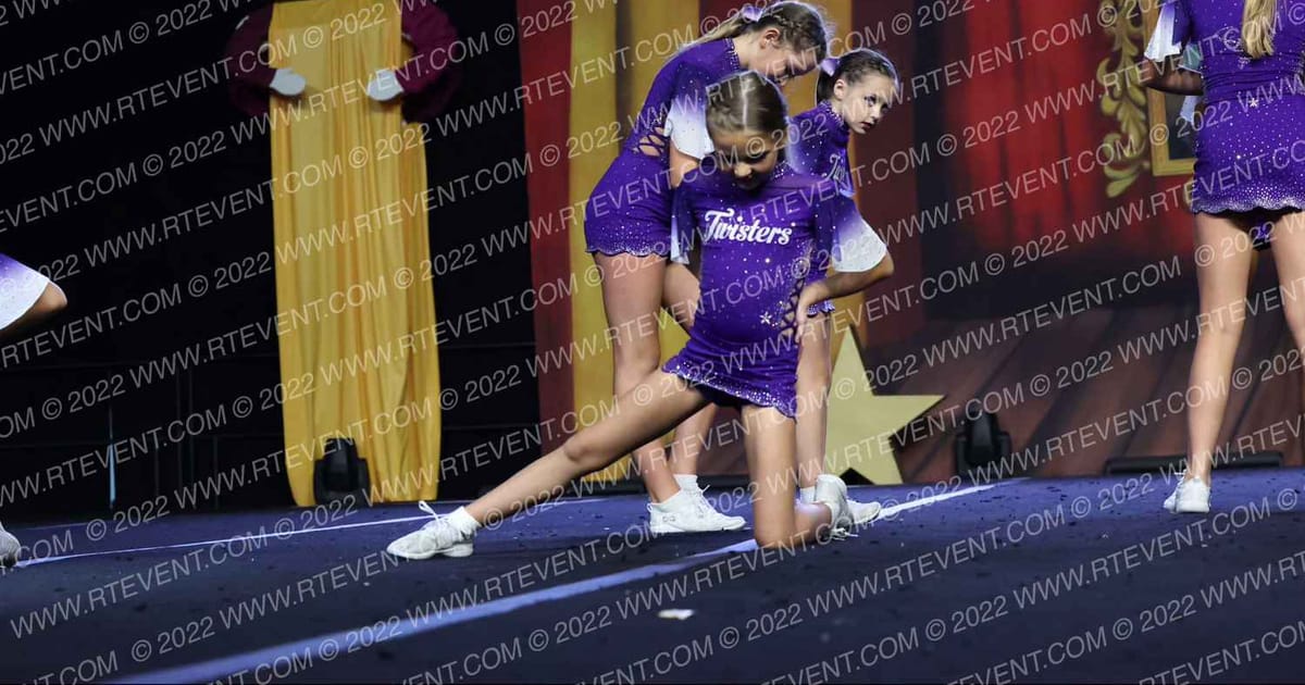Knoxville Twisters H2O · Battle under the Big Top