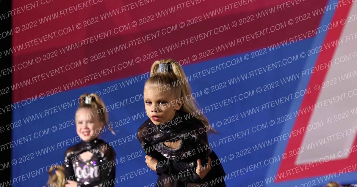 Icon Athletics Starbursts · Gatlinburg Showdown