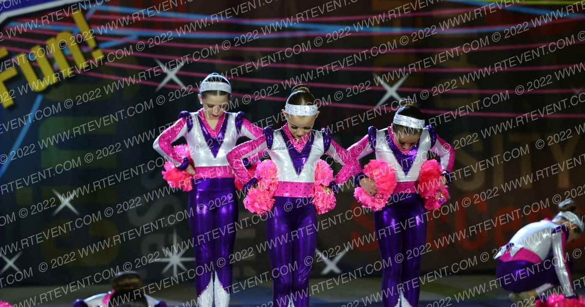 Dance Mania Mini Pom Small · Spirit Cheer Orlando