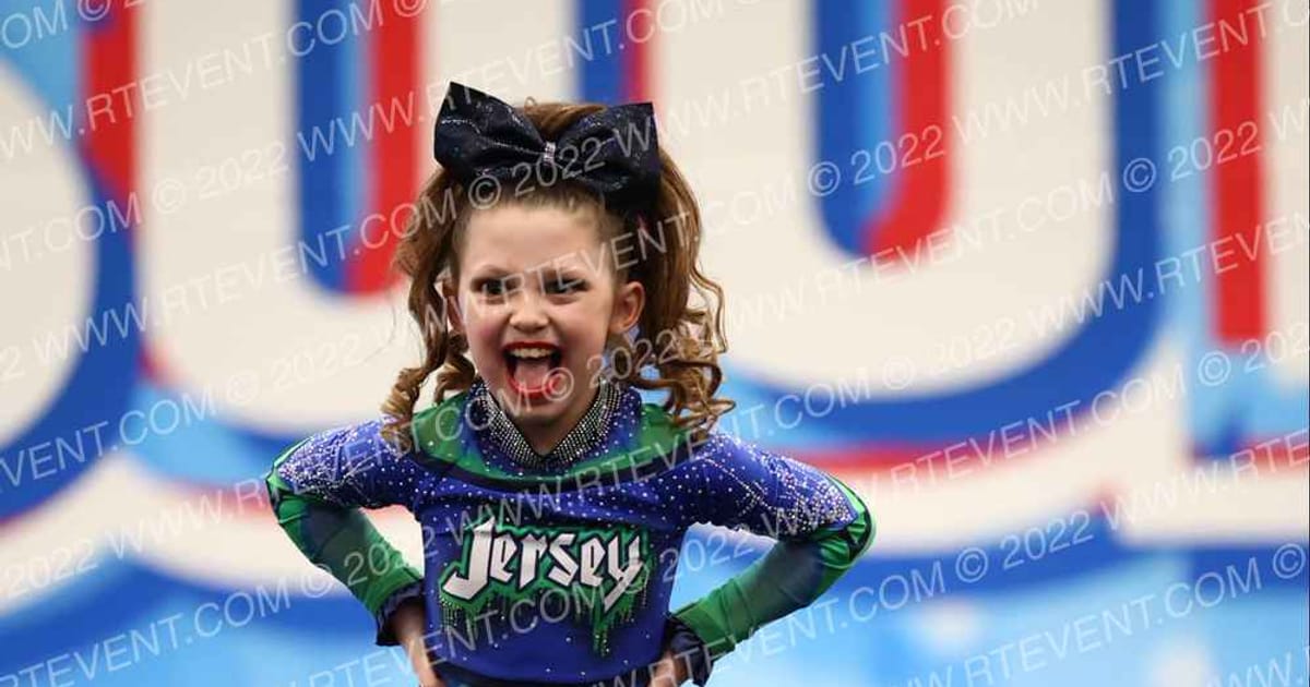 Jersey All Stars Dark Divas · New Jersey Classic