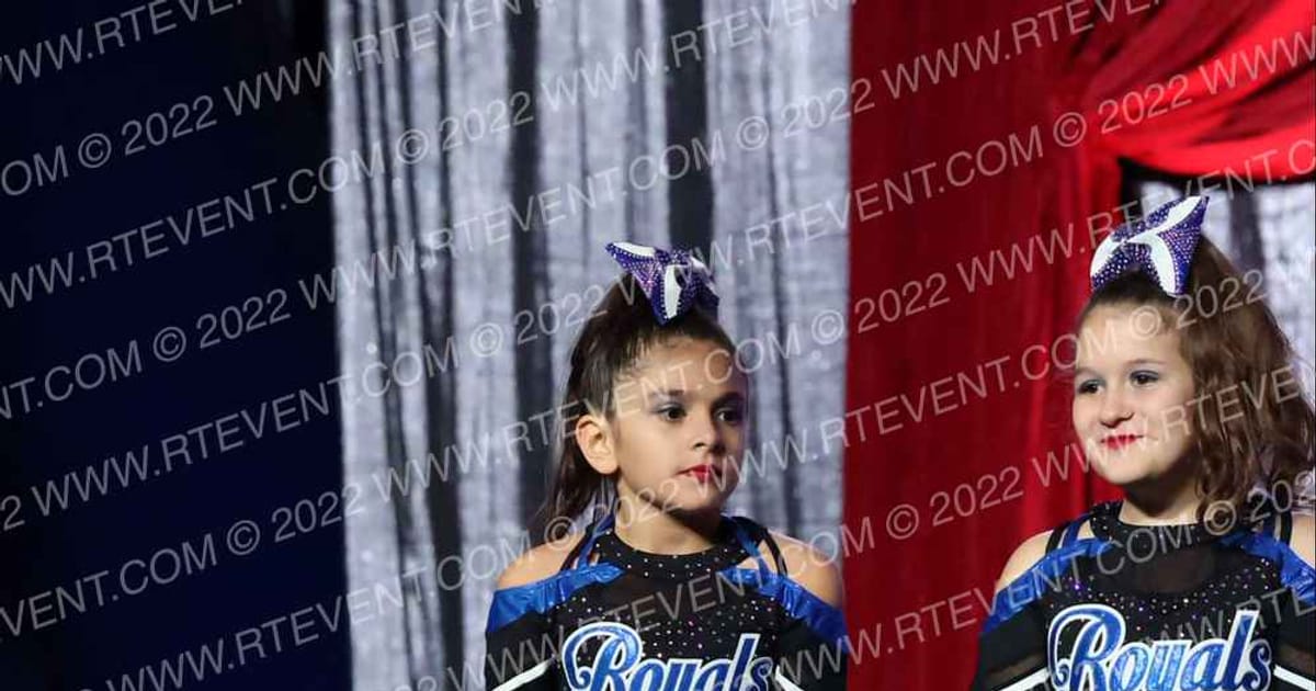 Texas Royals Cheer Legends · Encore Houston