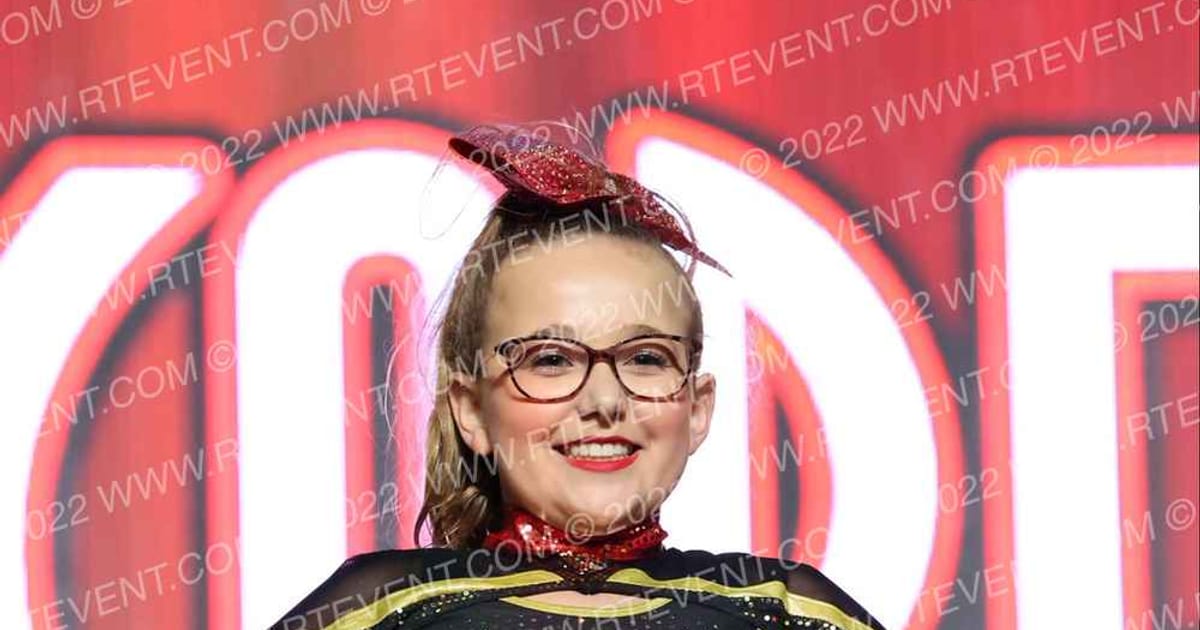 Cheer World Senior Red · Encore Houston